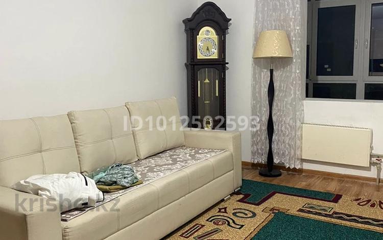 2-бөлмелі пәтер · 58 м² · 4/9 қабат, мкр Аксай-4 121 — саина жубанова, бағасы: 42 млн ₸ в Алматы, Ауэзовский р-н — фото 2