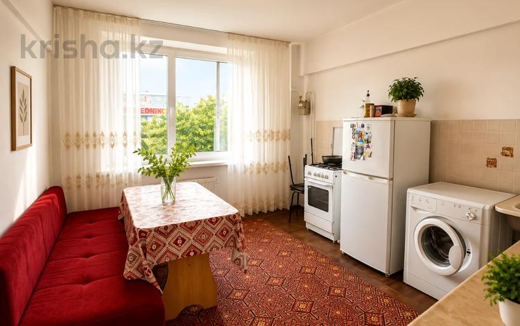 1-комнатная квартира · 38.9 м² · 3/9 этаж, мкр Мамыр-7 13а за 34 млн ₸ в Алматы, Ауэзовский р-н — фото 2