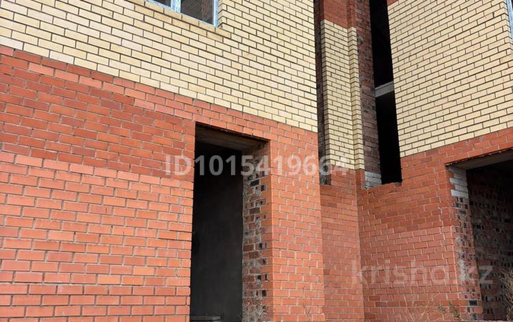 1-бөлмелі пәтер · 40 м² · 1/5 қабат, Микрорайон 5Б, бағасы: 10 млн ₸ в Косшы — фото 3