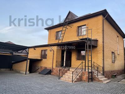 Дом · 5 комнат · 242 м², Торайгырова за 60 000 ₸ в Семее