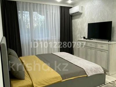 1-бөлмелі пәтер · 38 м² · 3/5 қабат, мкр 4 14, бағасы: 12 000 ₸ в Уральске