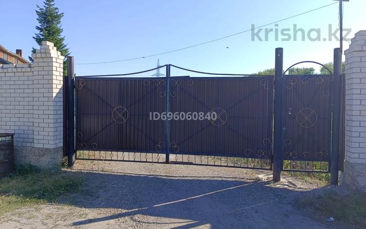 Отдельный дом · 5 комнат · 300 м² · 40 сот., Усть-Таловка за 23 млн ₸ в Восточно-Казахстанской обл. — фото 2
