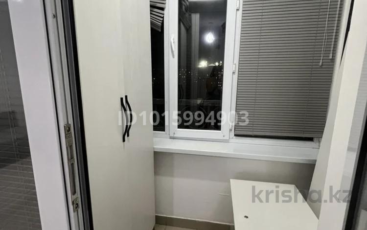 1-комнатная квартира · 32 м² · 9/12 этаж, мкр Нурсат 2 147 за 140 000 ₸ в Шымкенте, Каратауский р-н — фото 2