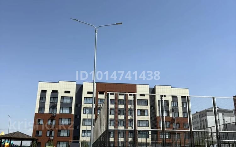 3-бөлмелі пәтер · 70 м² · 3/5 қабат, Бозарық ш/а 688/13, бағасы: 27 млн ₸ в Шымкенте, Абайский р-н — фото 2