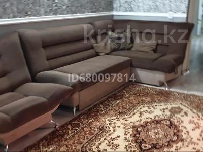2-бөлмелі пәтер · 40 м² · 4/5 қабат, Ауэзова 63 — Ауэзова/Азаттык, бағасы: 10.9 млн ₸ в Атырау, мкр Жилгородок
