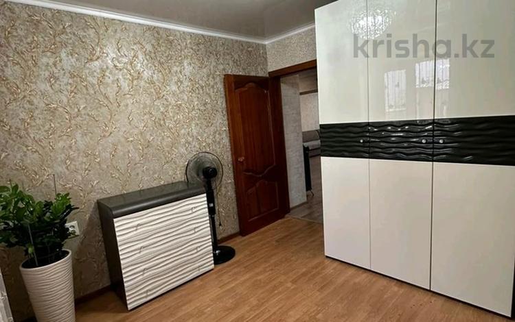 3-бөлмелі пәтер · 63 м² · 5/5 қабат, букетова, бағасы: 26 млн ₸ в Петропавловске — фото 2