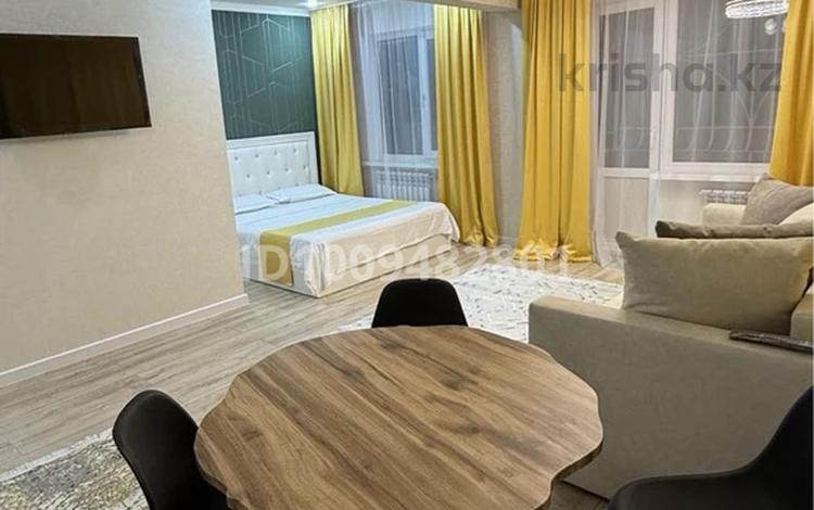 1-комнатная квартира · 32 м² · 2/4 этаж, Желтоксан 11 — Молдагулова за 18 000 ₸ в Балхаше — фото 2