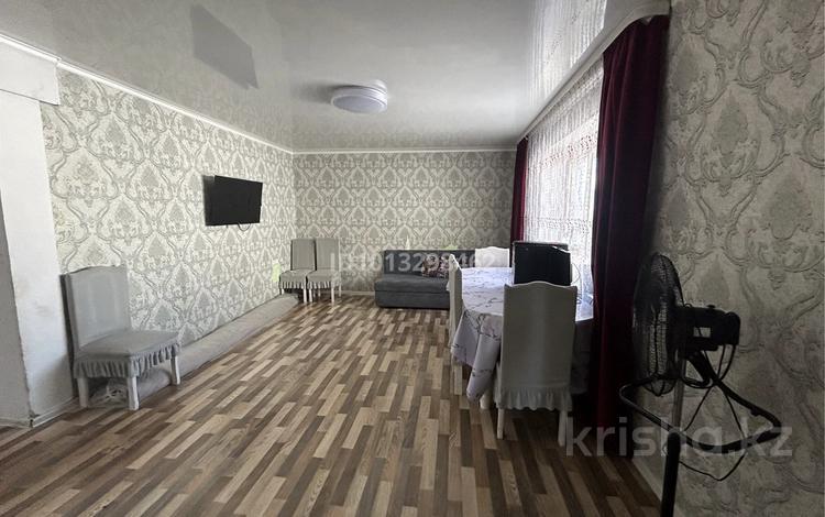 Отдельный дом · 3 комнаты · 60 м² · , 3 кирпичный переулок 63а за 6.5 млн ₸ в Семее — фото 2
