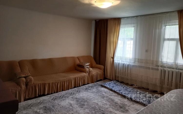 Отдельный дом • 3 комнаты • 66 м² • 8 сот., Жансугурова за 10 млн 〒 в Талдыкоргане — фото 2