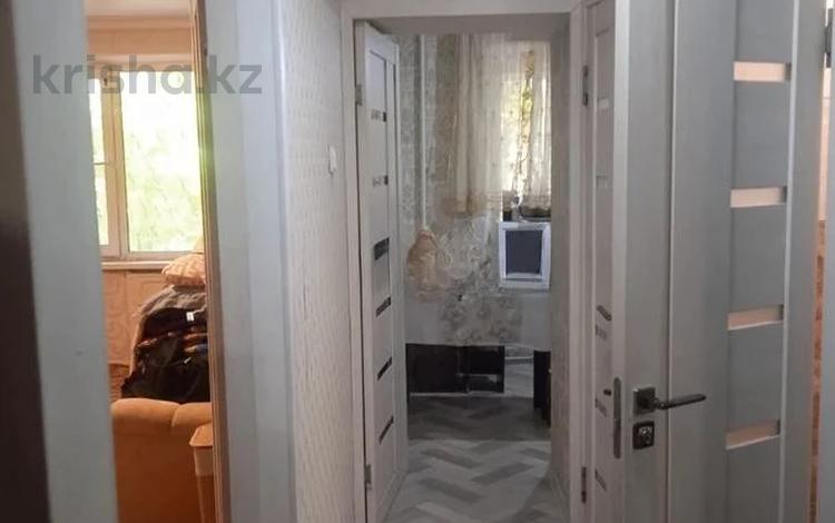 3-комнатная квартира · 62 м² · 1/5 этаж, мкр Аксай-1, Саина 6 за 32.5 млн ₸ в Алматы, Ауэзовский р-н — фото 2