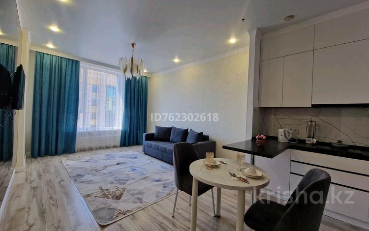 2-комнатная квартира · 50 м² · 5 этаж, Шамши Калдаякова 17 — Сарыкол за 18 000 〒 в Астане, Алматы р-н — фото 2