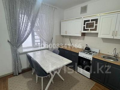 2-комнатная квартира · 59 м² · 5/5 этаж, Тауелсиздик 33 — Микрорайон Астана 4 за 130 000 ₸ в 