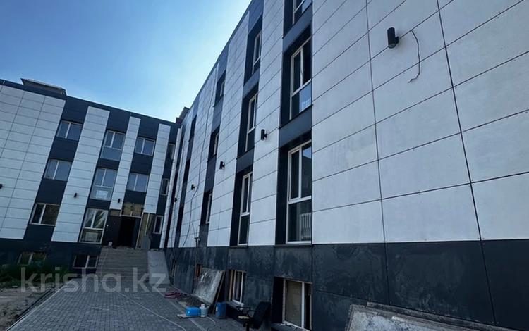 3-бөлмелі пәтер · 80 м² · 2 қабат, мкр Ожет 46а, бағасы: 32 млн ₸ в Алматы, Алатауский р-н — фото 2