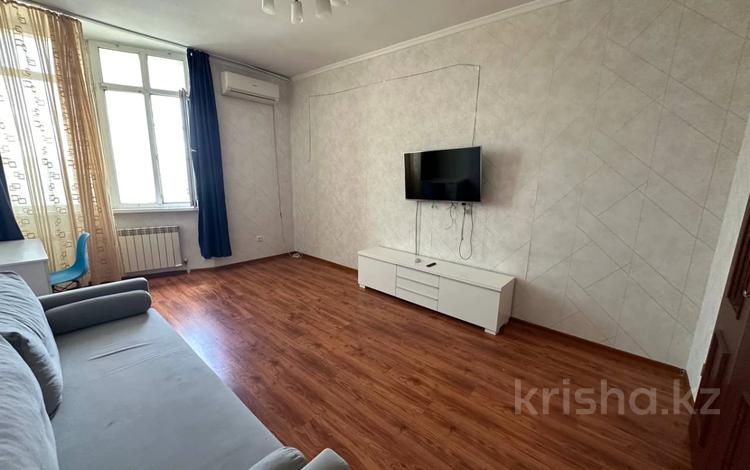 1-бөлмелі пәтер · 48 м² · 10/13 қабат, Туркестан 8, бағасы: 28 млн ₸ в Астане, Есильский р-н — фото 2