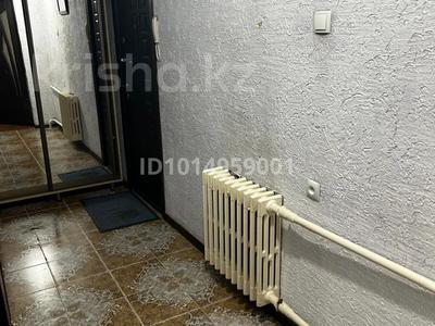 2-комнатная квартира · 47 м² · 1/5 этаж, Мкрн — Рядом с базарчиком за 12 млн ₸ в 