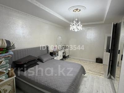 3-комнатная квартира · 104 м² · 1/16 этаж, мкр. Алмагуль, алмагуль 22 за 45 млн 〒 в Атырау