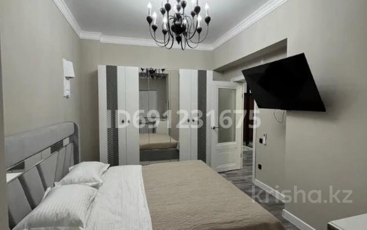 2-комнатная квартира, 48 м² посуточно, Кабанбай батыра 51 за 16 000 〒 в Астане, Есильский р-н — фото 2