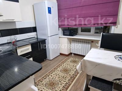 2-бөлмелі пәтер · 57 м² · 1/5 қабат, Чехова 59, бағасы: 14 000 ₸ в Усть-Каменогорске