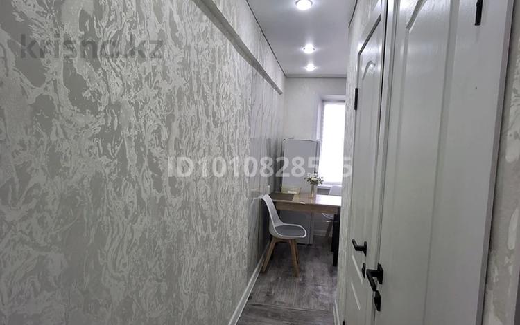 3-бөлмелі пәтер · 58 м² · 2/5 қабат, Сабитова 24, бағасы: 15 000 ₸ в Балхаше — фото 2