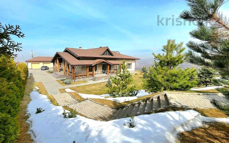 Отдельный дом · 7 комнат · 999 м² · 77 сот., мкр Юбилейный 2213 за ~ 1.8 млрд 〒 в Алматы, Медеуский р-н — фото 2