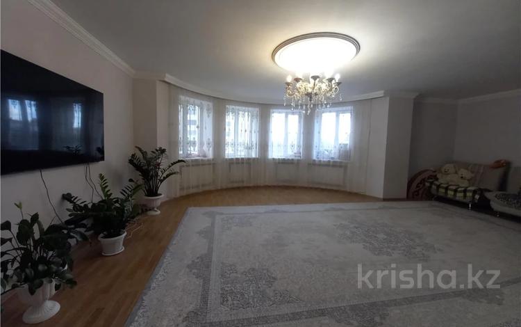 3-бөлмелі пәтер · 149 м² · 3/9 қабат, Шолпан Иманбаевой — Иманова, бағасы: 55 млн ₸ в Астане, р-н Байконур — фото 2