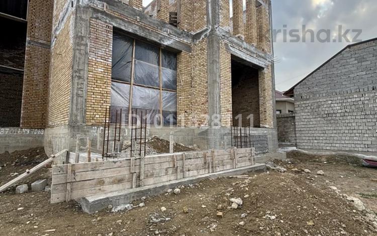 Часть дома · 8 комнат · 369 м² · 8 сот., мкр Нуртас за 110 млн ₸ в Шымкенте, Каратауский р-н — фото 2