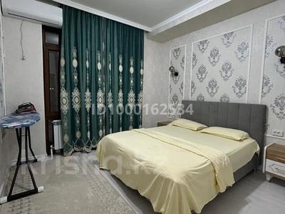 2-комнатная квартира · 75 м² · 3/3 этаж, Батырбекова — Батырбекова18 за 13 000 〒 в Туркестане