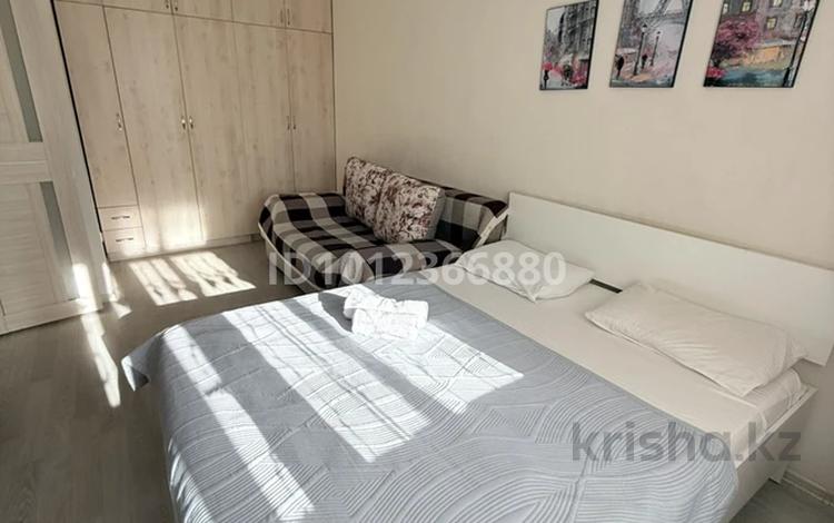 1-комнатная квартира · 38 м² · 5/18 этаж, Улы дала 80 — Улы Дала-аль фараби за 14 900 ₸ в Астане, Есильский р-н — фото 2