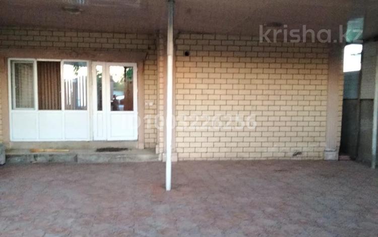 Отдельный дом · 6 комнат · 141 м² · 6 сот., мкр Турксиб, Мичурина 55 — Угол пр. Жамбыла и ул. Пушкина за 40 млн 〒 в Таразе — фото 2