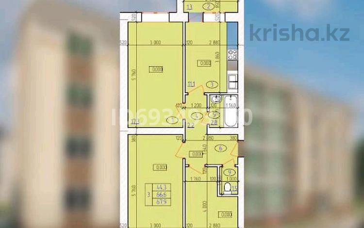 3-комнатная квартира, 67.9 м², 1/4 этаж, Узкаколеиная 2 за 18 млн 〒 в Костанае — фото 2