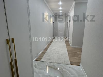 3-комнатная квартира · 96 м² · 1/5 этаж, мкр. Алтын орда 360а за 45 млн ₸ в Актобе