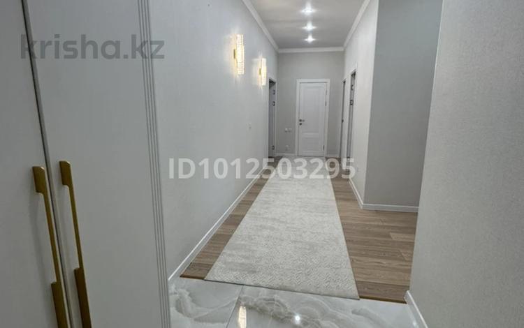 3-комнатная квартира · 96 м² · 1/5 этаж, мкр. Алтын орда 360а за 45 млн ₸ в Актобе — фото 2