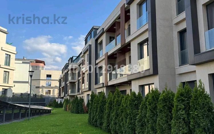 5-бөлмелі пәтер · 220 м² · 3/3 қабат, Кажымукана 109, бағасы: 435 млн ₸ в Алматы, Медеуский р-н — фото 2
