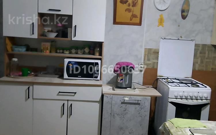 Часть дома · 3 комнаты · 100 м² · 10 сот., Ул.абылхасена 30/2 за 14 млн ₸ в Доскее — фото 3