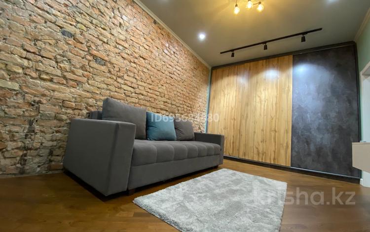 1-комнатная квартира · 36 м² · 1/3 этаж, Жибек-Жолы 149 — Байтурсынова за 350 000 ₸ в Алматы, Алмалинский р-н — фото 2