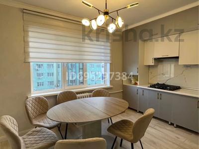 2-бөлмелі пәтер, 78 м², 3/9 қабат, мкр. Алмагуль, Алмагуль 4, бағасы: 32 млн 〒 в Атырау, мкр. Алмагуль