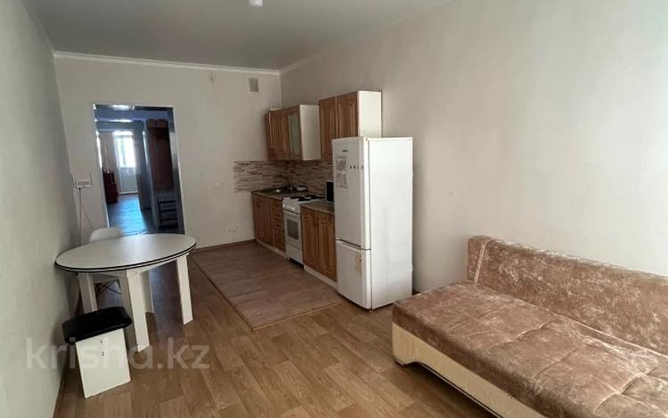 2-комнатная квартира · 42 м² · 7/9 этаж, Кордай 99 за 200 000 ₸ в Астане, Сарайшык р-н — фото 2