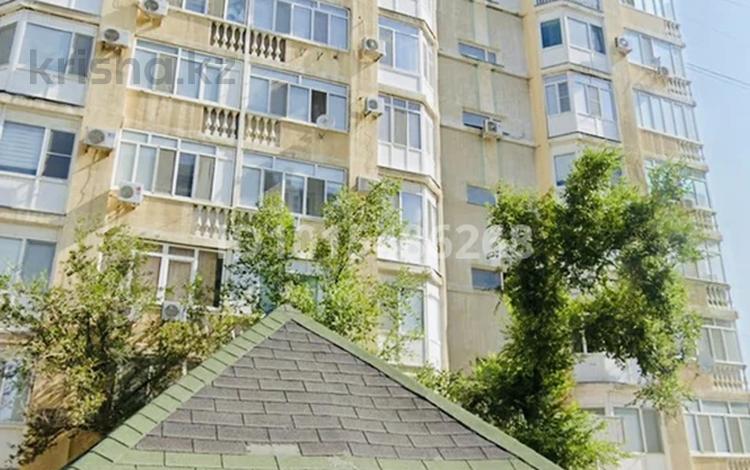 2-бөлмелі пәтер · 60 м² · 7/9 қабат, Центральный ш/а., Момышулы 23 — Драмтеатр, бағасы: 26 млн ₸ в Атырау, мкр Центральный — фото 2