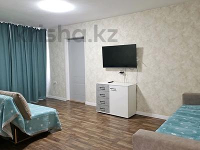 2-бөлмелі пәтер · 40 м² · 2/4 қабат, Б. Момышулы 26а 26а — Горняков, бағасы: 16 000 〒 в Экибастузе