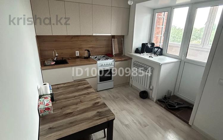 1-бөлмелі пәтер · 37.2 м² · 5/9 қабат, Кобыланды батыра 10а, бағасы: 18.6 млн ₸ в Костанае — фото 2