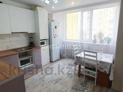 2-бөлмелі пәтер · 60 м² · 3/12 қабат, Караменде би Шакаулы 7/3, бағасы: 28.4 млн ₸ в Астане, Сарыарка р-н