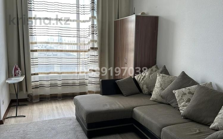 1-комнатная квартира · 41 м² · 14/18 этаж, E-10 за 220 000 ₸ в Астане, Есильский р-н — фото 7