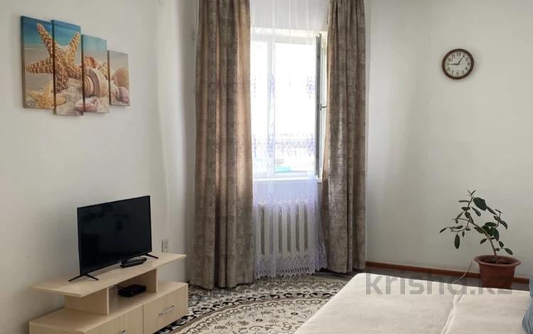 2-комнатная квартира · 56 м² · 4/5 этаж, Привокзальный 3А-мкр 14 блок В за 10 000 ₸ в Атырау, мкр Привокзальный-3А — фото 18
