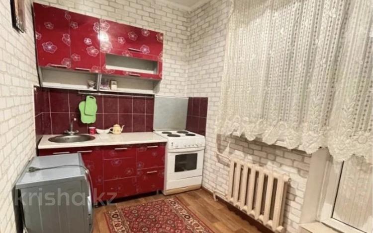 1-бөлмелі пәтер · 40 м² · 2/12 қабат, мкр Аксай-1А 9, бағасы: 180 000 ₸ в Алматы, Ауэзовский р-н — фото 10