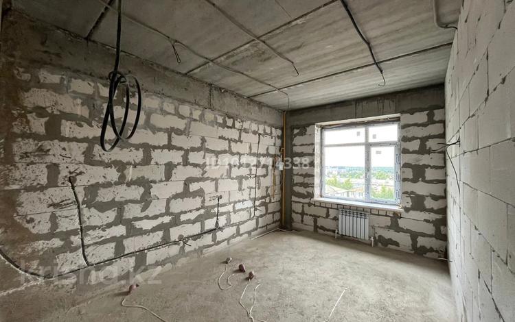 2-комнатная квартира · 70.8 м² · 8/10 этаж, мкр Северо-Восток, Абулхаирхана 147 — Детская больница Талап за 26.3 млн ₸ в Уральске — фото 2