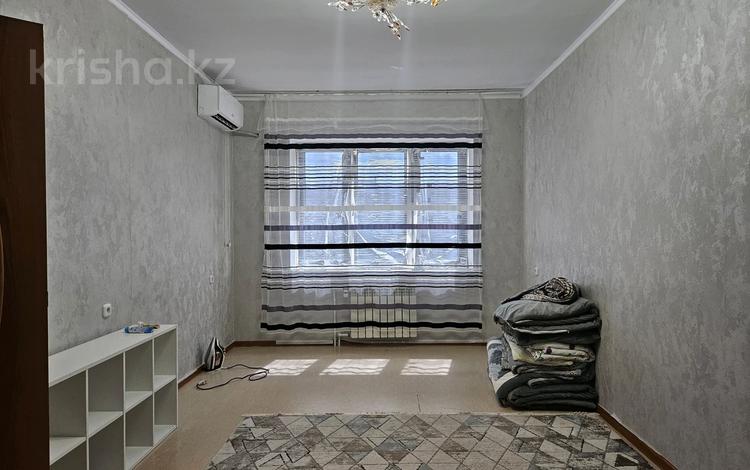 1-комнатная квартира · 40 м² · 8/9 этаж, Монкеулы — Зачаганск за 90 000 〒 в Уральске — фото 12
