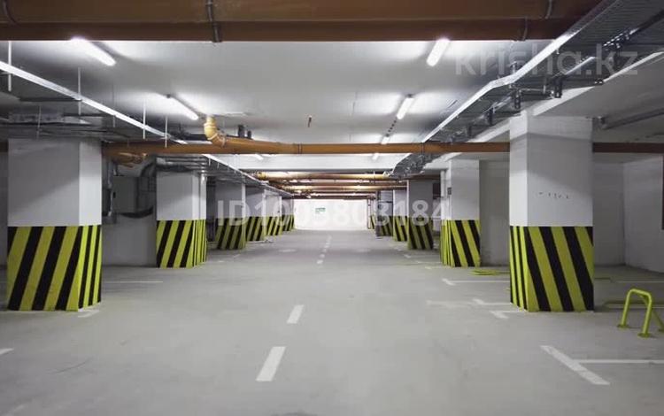 Паркинг · 15 м² · БЦ Нурлы-Тау 19 Блок 1Б — Померанцева за 50 000 〒 в Алматы, Бостандыкский р-н — фото 2