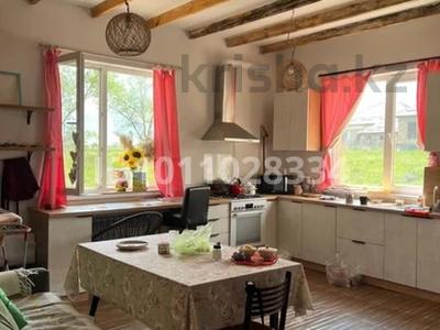 Жеке үй · 2 бөлме · 86 м² · 8 жүзд., Гульбакша 17 — Городок Гульбакша, бағасы: 28 млн ₸ в Кумтогане (Мирном)