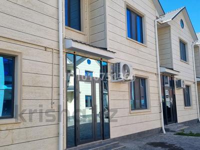 Үйдің бір бөлігі · 4 бөлме · 150 м² · 150 жүзд., Арай-2 ш/а., Дуйсен Баянова 178 — Ниш,Алмаз медикал, бағасы: 55 млн ₸ в Таразе, мкр Арай-2