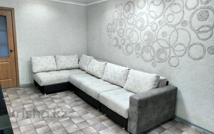2-комнатная квартира · 50 м² · 5/5 этаж, Льва Толстого 6 за 180 000 ₸ в Усть-Каменогорске — фото 2
